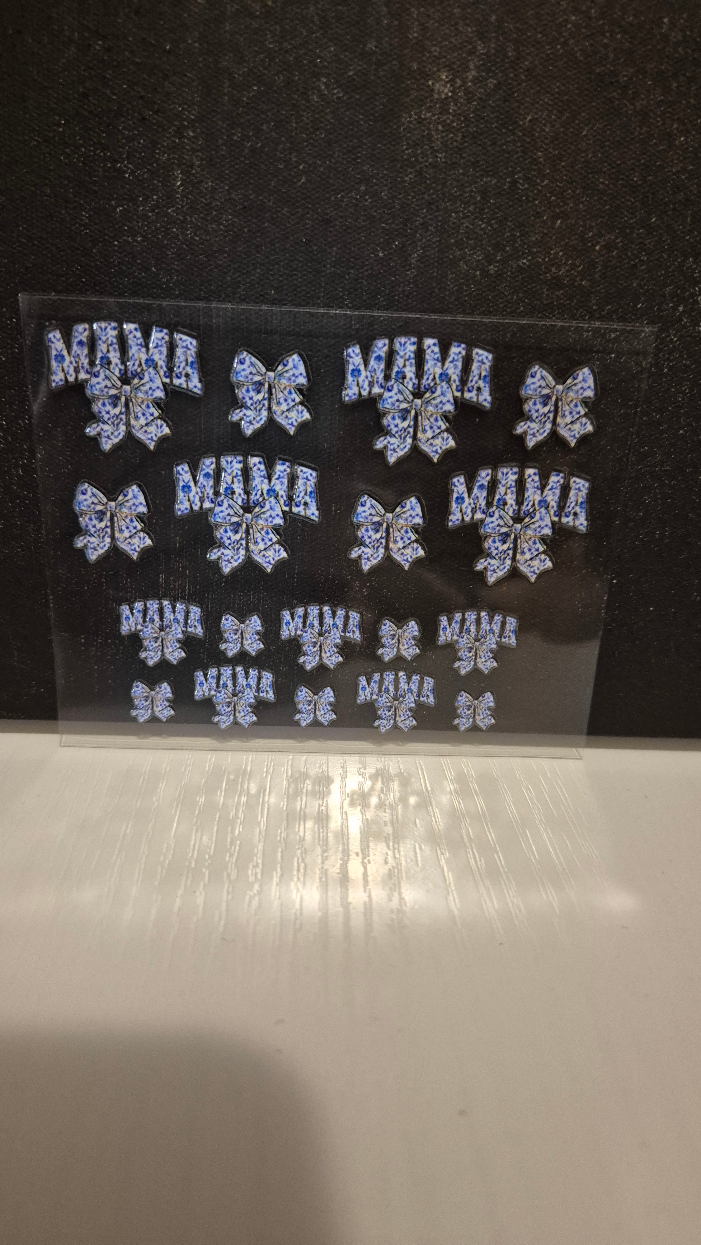 MAMA Bows