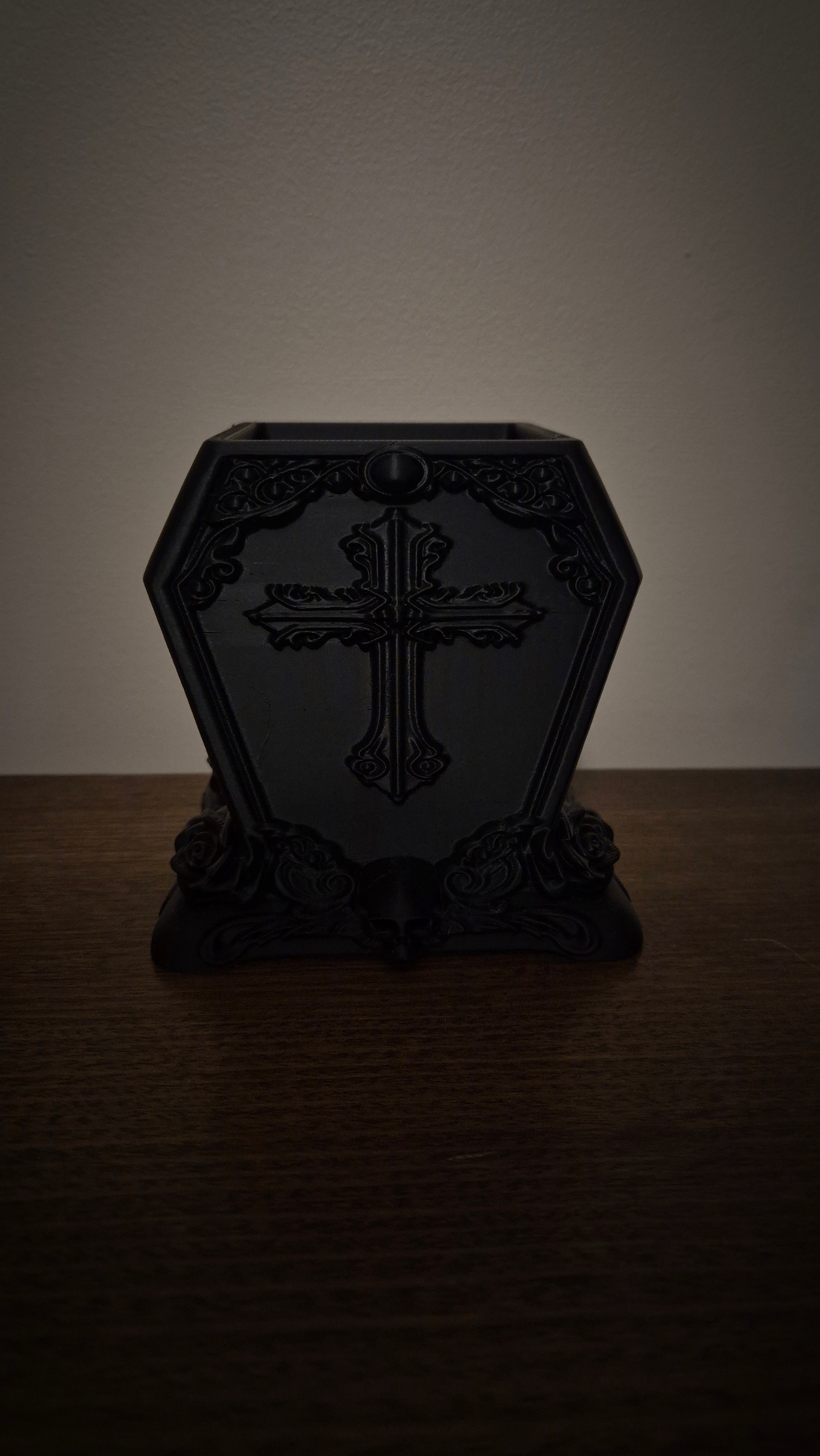 Coffin pen/makeup brush holder